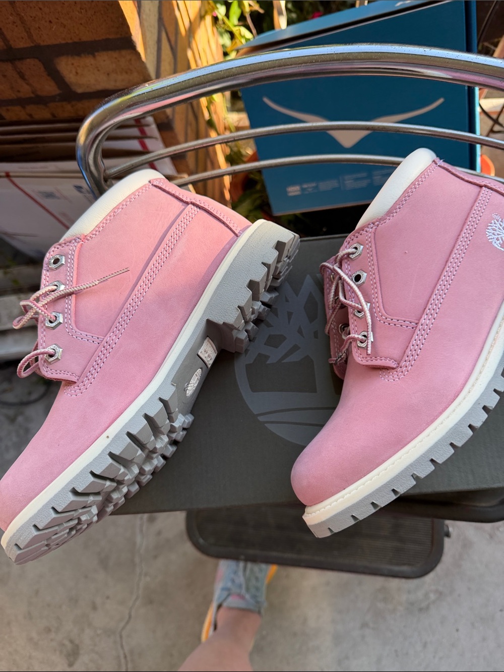 Timberland Pink Boots size 6 - Picture 3 of 7